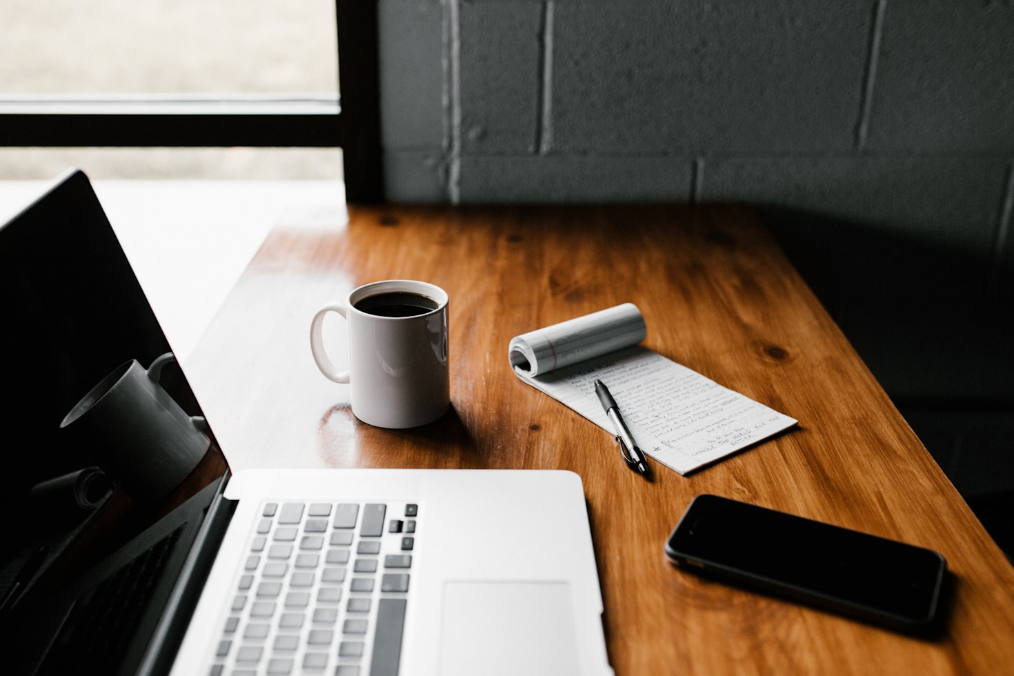 Exploring the Impact of Test Blogs in Development